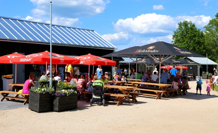ABpark food, beverages and souvenirs