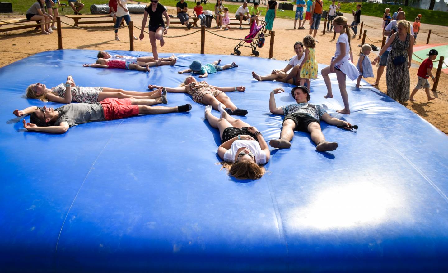 Аттракционы « AB park - Izklaides parks Avārijas brigāde