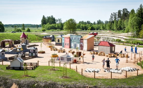 “Emergency Brigade” kids play town