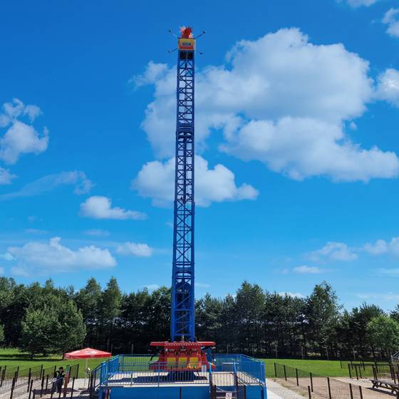 DROP ZONE Tornis 28m atrakcija