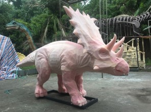 ABpark dinozauru tapšanas process