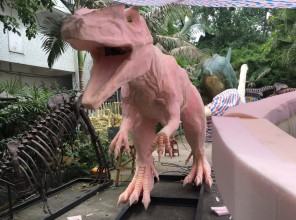 ABpark dinozauru tapšanas process