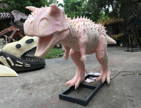 ABpark dinozauru tapšanas process