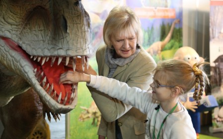 Izklaides parks “Avārijas Brigāde” pārsteidz Balttour 2017 apmeklētājus ar draudzīgo dinozauru Rūdi
