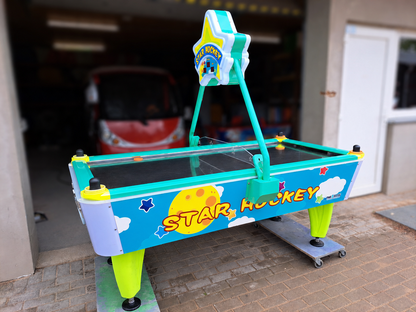 Spēle: Gaisa Hokejs