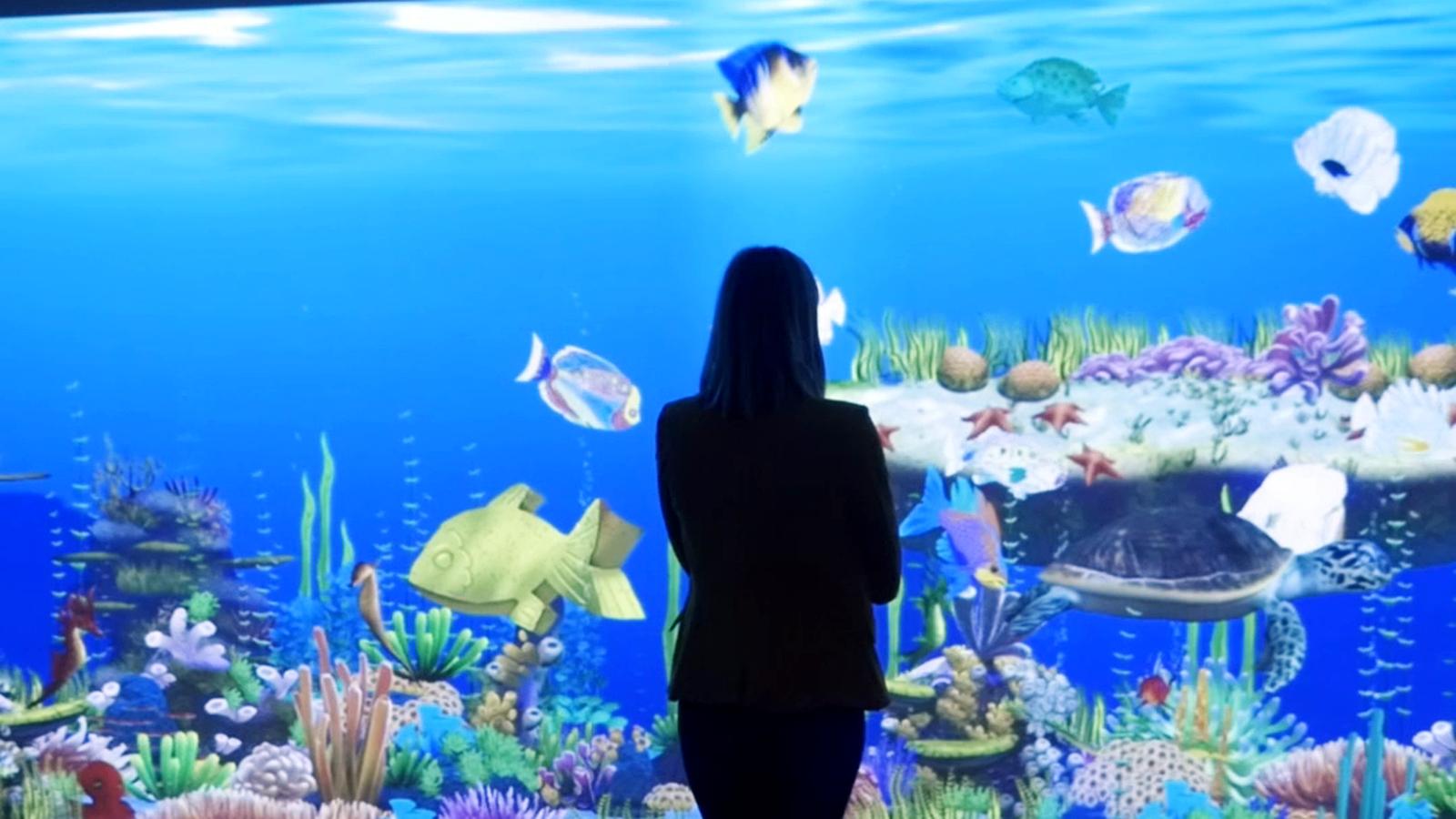 Game: Interactive Wall Aquarium