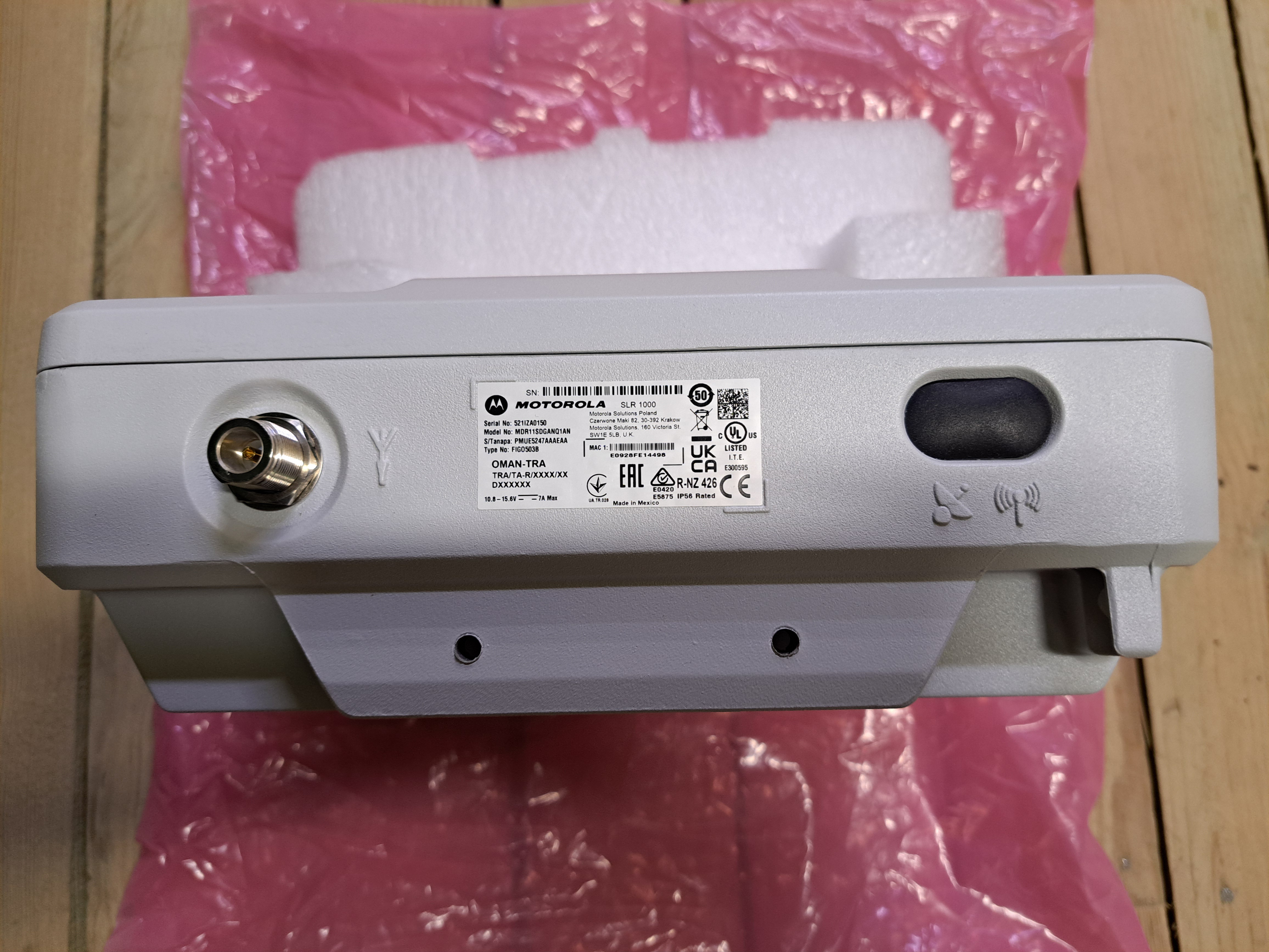 Motorolla SLR1000 UHF retranslators